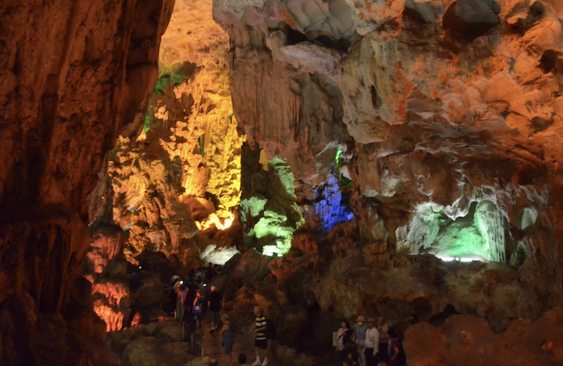 Me Cung Lake, the cave's hidden gem