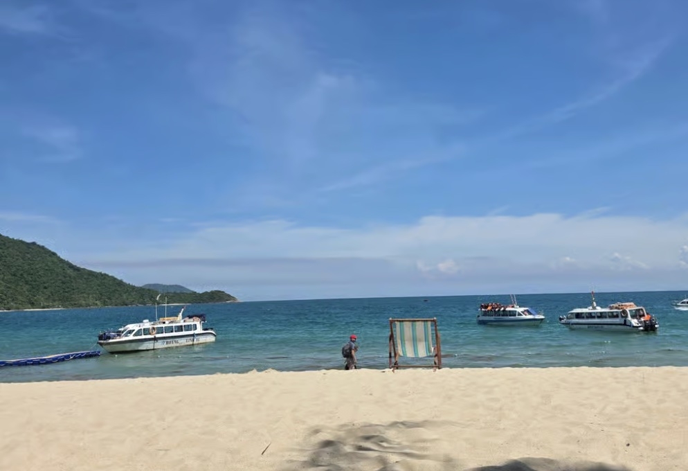 Da Nang/Hoi An: Cham Island Speedboat Tour with Snorkeling