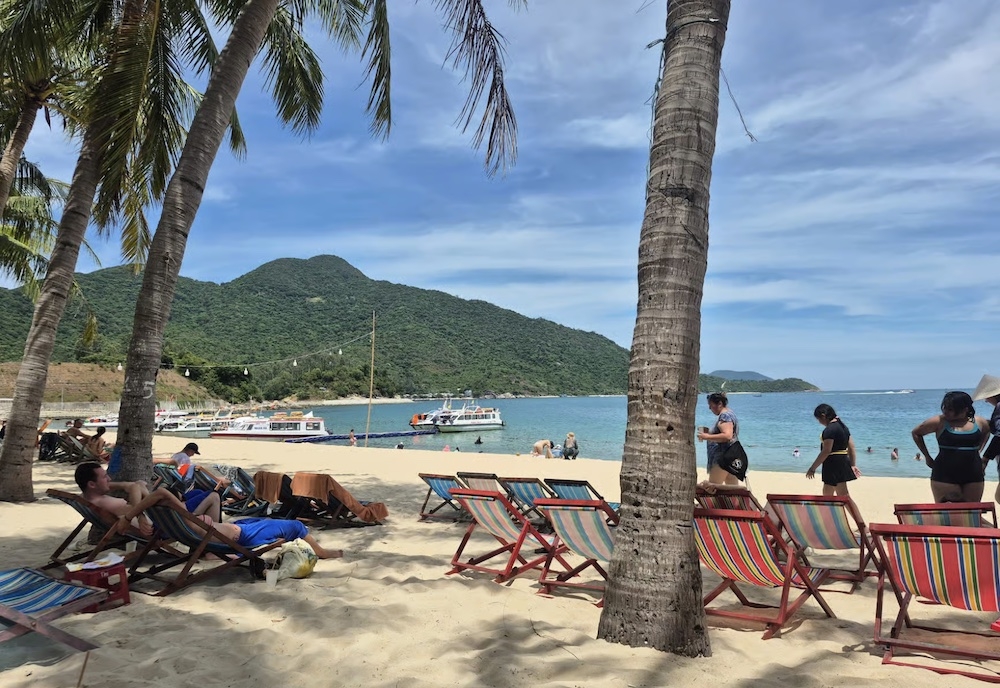 Da Nang/Hoi An: Cham Island Speedboat Tour with Snorkeling