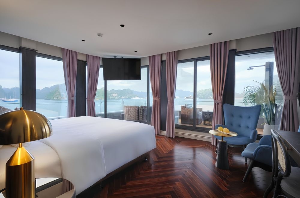 Elite of the Seas Halong Bay Cruise 
