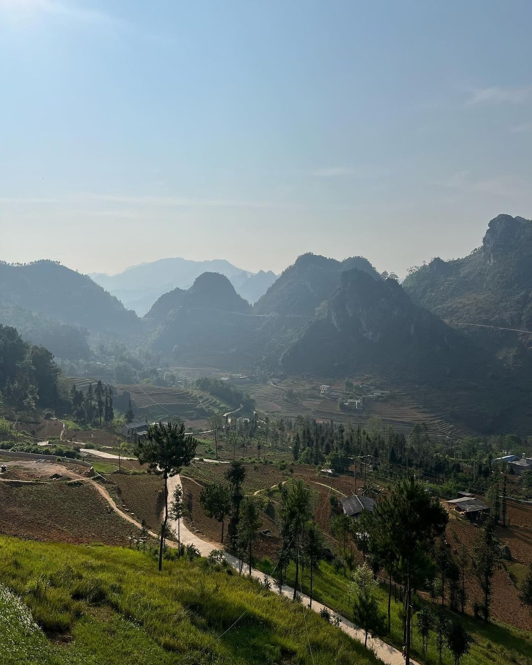 Y Linh Hồ – Lao Chải – Tả Van Half Day Trekking Tour 