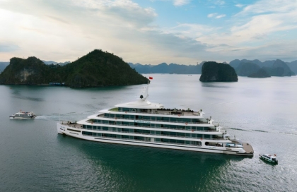 catherine-halong-bay-cruise.jpg catherine-halong-bay-cruise.jpg