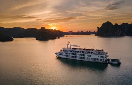 paradise-elegance-cruise-halong-bay.jpg paradise-elegance-cruise-halong-bay.jpg